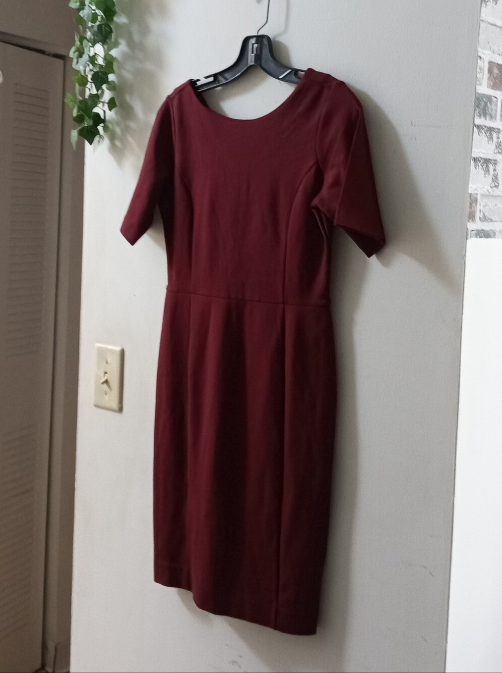 Ann Taylor Maroon Midi Sheath Dress